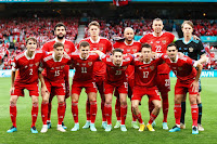 SELECCIÓN DE RUSIA. Temporada 2020-21.  Georgi Dzhikiya, Igor Diveev, Fedor Kudryashov, Artem Dzyuba, Matvei Safonov. Mário Fernandes, Aleksei Miranchuk, Roman Zobnin, Daler Kuzyaev, Aleksandr Golovin, Magomed Ozdoe. SELECCIÓN DE RUSIA 1 SELECCIÓN DE DINAMARCA 4. 21/06/2021. Eurocopa 2020, XVI edición, fase de grupos, Grupo B, jornada 3. Copenhague, Dinamarca, Parken Stadium. GOLES: 0-1: 38’, Damsgaard. 0-2: 59’, Poulsen. 1-2: 69’, Dzyuba, de penalti. 1-3: 80’, Christensen. 1-4: 82’, Maehle.