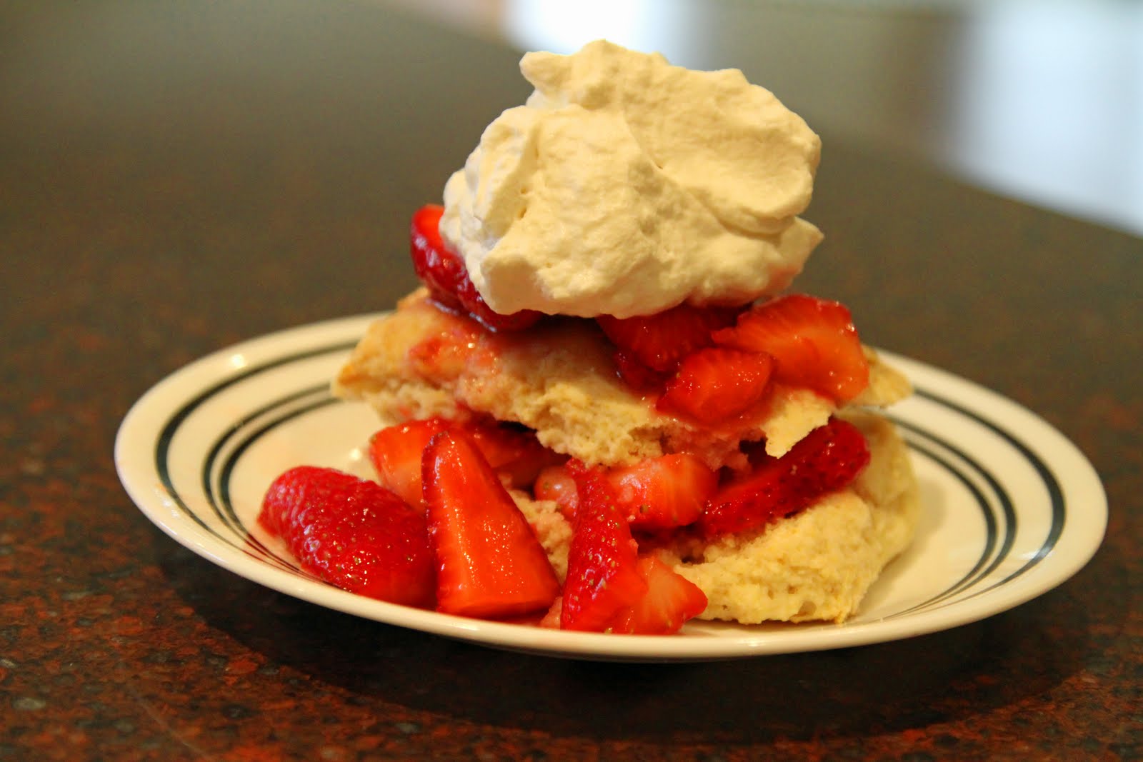 Old heavy Shortcake how to whipping Strawberry  using Fashioned make cream buttermilk
