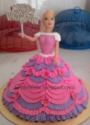 Passionbite: Barbie Birthday Cake