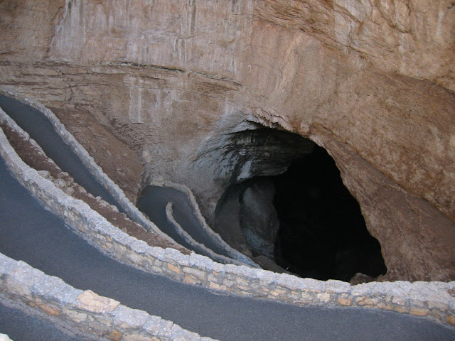 Carlsbad Caverns National Park New Mexico Park images | United States National Park in the Guadalupe Mountains | southeastern New Mexico | national park | totally Cool pix | best Photographer | big picture | wallpaper | Old picture | American Temple | travel wallpaper | Carlsbad Caverns National Park New Mexico Park Temple