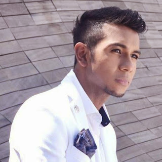 Taufik Batisah - #AwakKatMane MP3