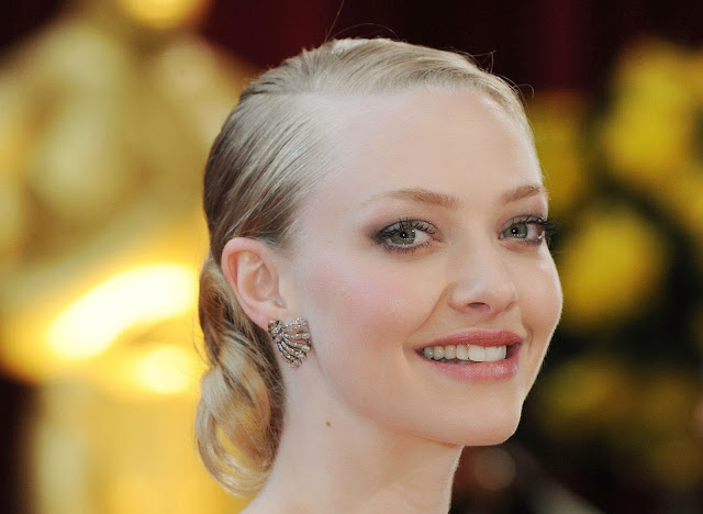 Amanda Seyfried HD Wallpaper Free