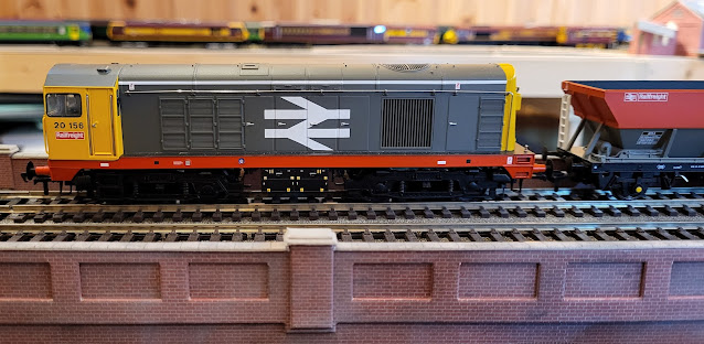 Bachmann Class 20 20156 Railfreight