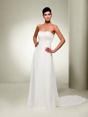 Simple strapless wedding gown special for petite women