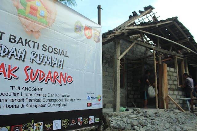 Bedah Rumah Sudarno Penyandang Difabel :Kelompok Solidaritas Kepedulian Lintas Ormas Dan Komunitas