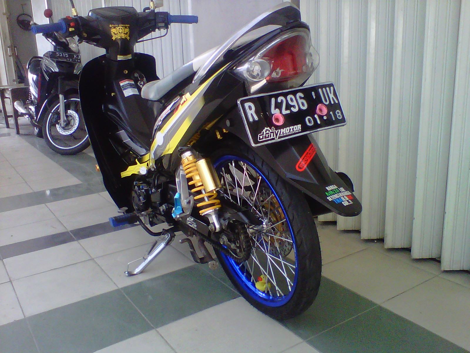 Modifikasi Motor Vega R Ceper Terbaru NEW VEGA R 2007 THAILOOK