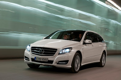 2011 Mercedes-Benz R-Class First Drive