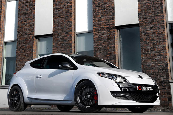 Renault Megane RS Extreme 310 hp and lighter