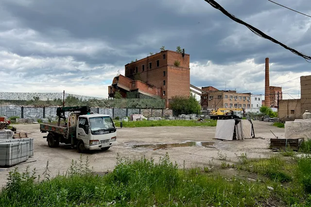 Вагоноремонтная улица, бывший Лианозовский завод керамзитового гравия