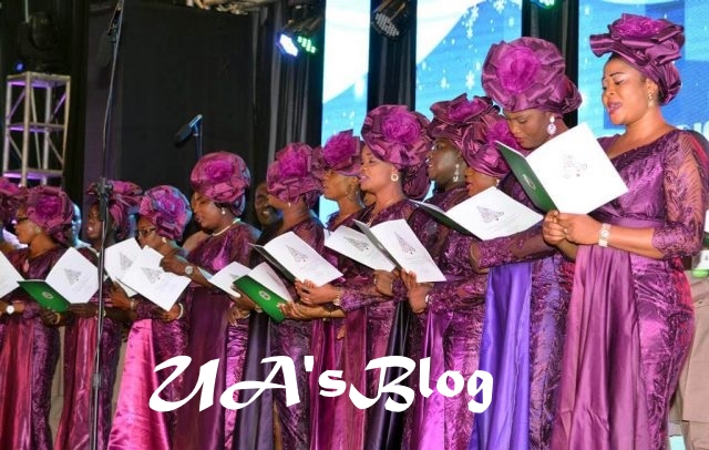 Photos..Osinbajo, Gowon, Adeboye ‘Sing’ At 2018 Presidential Christmas Carol