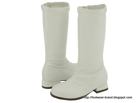 Footwear-brand:footwear-180436