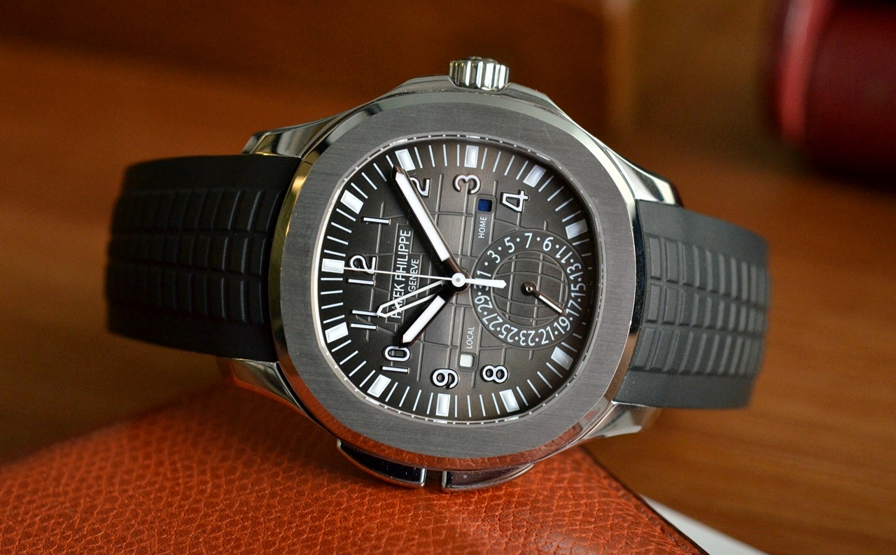 PATEK PHILIPPE - Aquanaut Travel Time Reference 5164 A