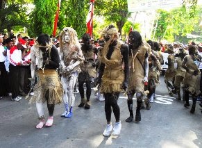  Kostum  Gerak  Jalan  Unik Dan Lucu Indonesia Raya