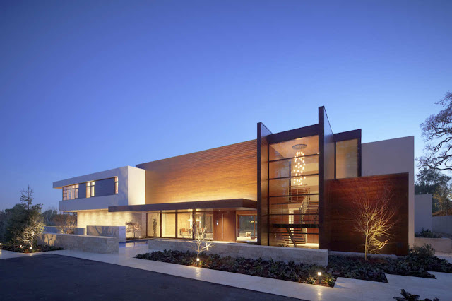 Front facade of modern Oz House in Silicon Valley at night 