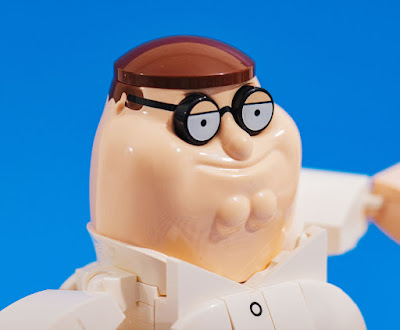 SDCC 2025 Toynk Brickcraft Family Guy Peter Griffin Figure 200-Piece Building Kit 002
