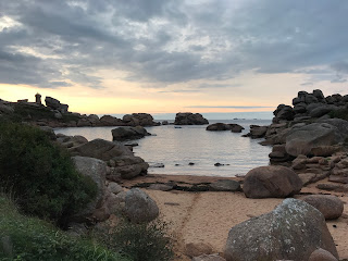 Costa de granito Rosa en Bretaña, Plomanach y Perros-Guirec