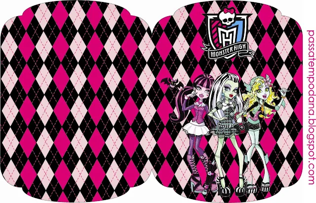 Monster High in Pink Free Printable Party Boxes.