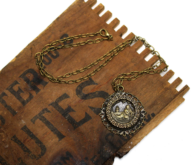 Antique Cleopatra and the Asp Necklace #cleopatra #egyptian #antique #jewelry