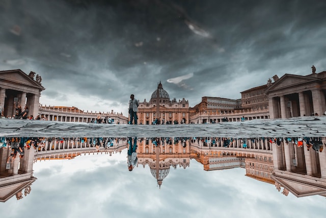 Vatican City - Experience the awe-inspiring beauty of St. Peter's Basilica and the Vatican Museums, showcasing remarkable art and religious significance.