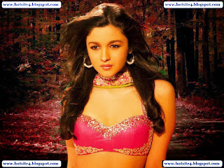 Alia Bhatt Full Sexy Photos - Very Cute Girl Alia Bhatt - 2013 Alia Bhatt Wallpapers