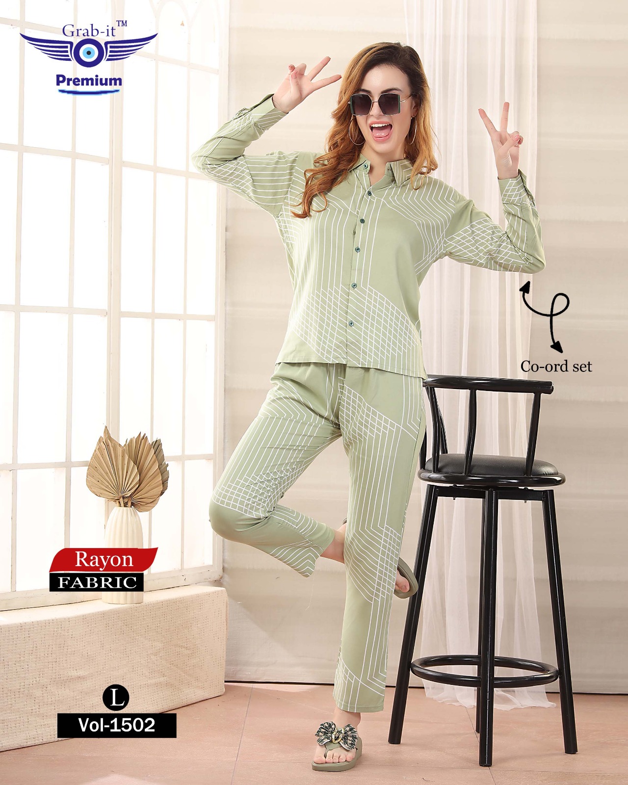 Premium Modal Fabric Oversized Dolman Sleeve T-Shirt & Leggings Co-Ord Set