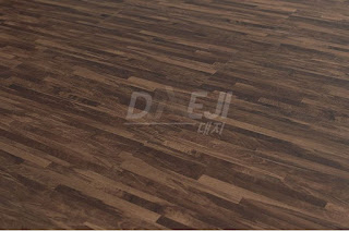 harga lantai vinyl motif kayu Daeji dan beragam motifnya