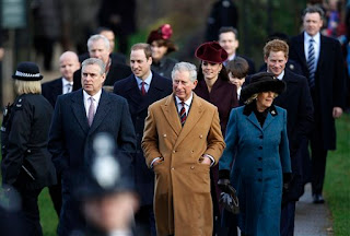  Prince William Wedding News: Prince William and Princess Catherine Greet Well-Wishers on Walk from Church