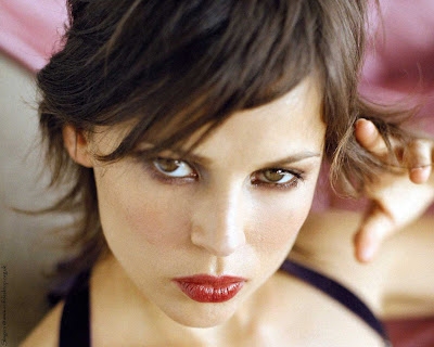 elena anaya cairo time. Elena Anaya. Ojos hechiceros.