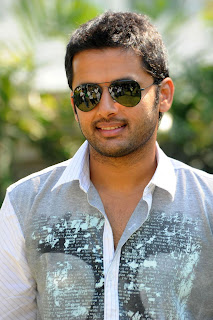 Nithin Gunde Jaari Gallanthayyinde first look images, Nithin latest photo gallery