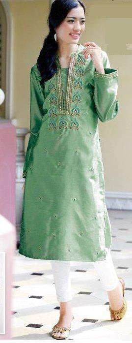 Muslim Women Fashions: Islamic Friendly Tunic Tops for Summer