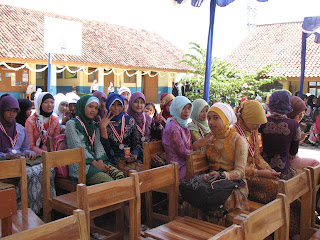 PERPISAHAN DAN KENAIKAN KELAS SMPN 2 PAMULIHAN TH 2011-2012