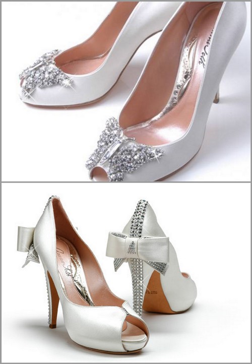 Like these beautiful and original bridal shoes from Aruna Seth