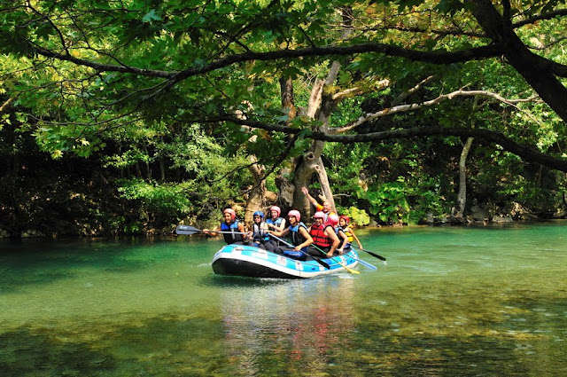 Πάμε για rafting...!