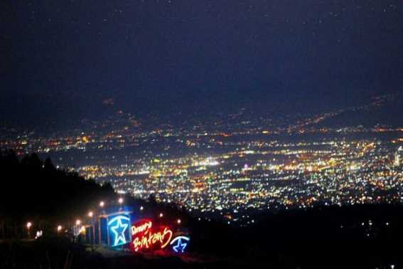 Puncak Bintang Bukit Moko Bandung