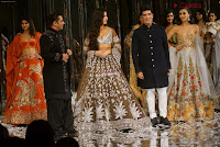 Katirna Kaif with Salman Khan Looking stunning in a Deep neck Cholil    Exclusive Pics 028.JPG