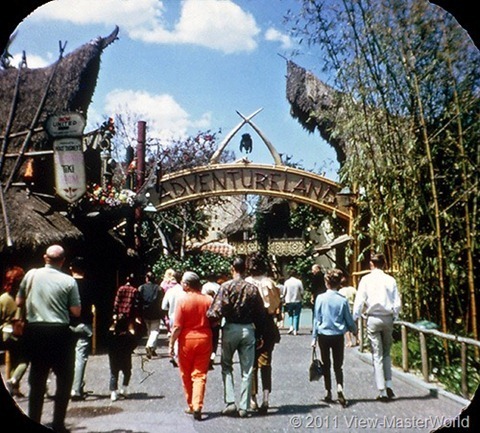 View-Master Adventureland (A177), Scene 1-1: Entrance