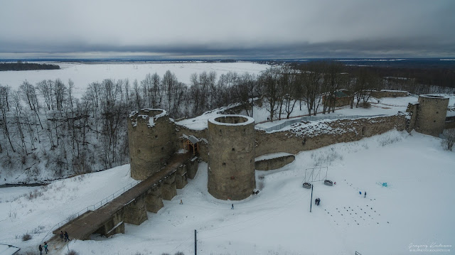 Копорская крепость вид с квадрокоптера