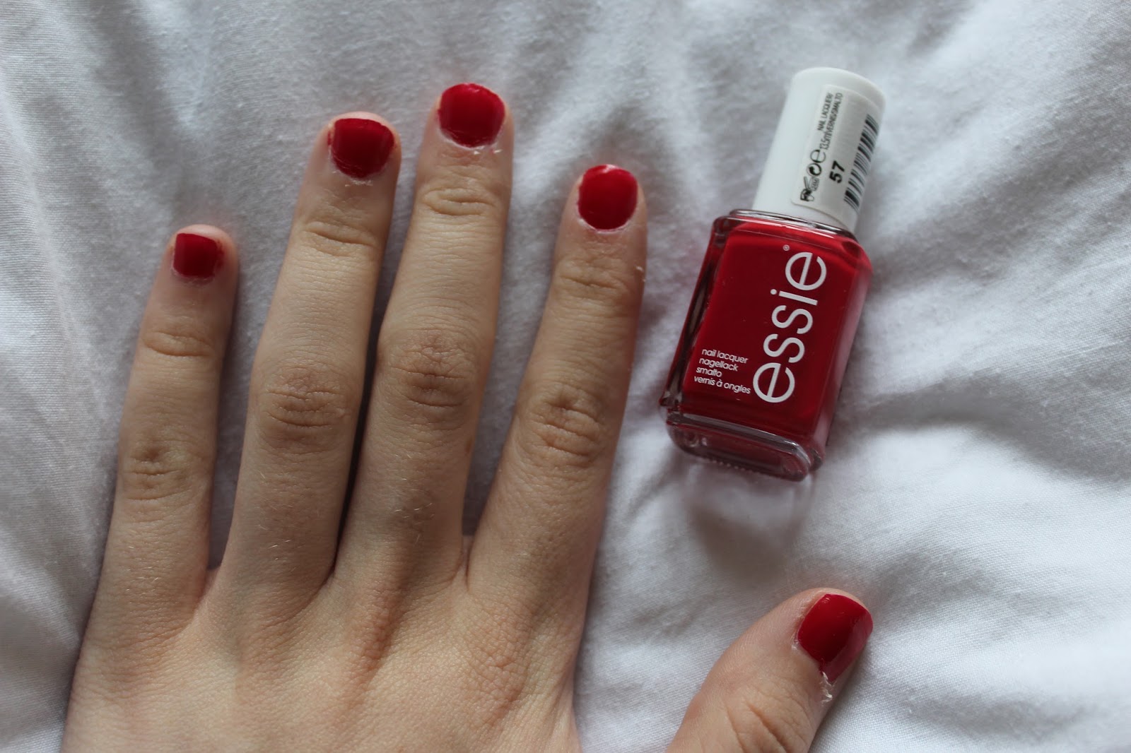 Courtneyellen: Essie: forever yummy