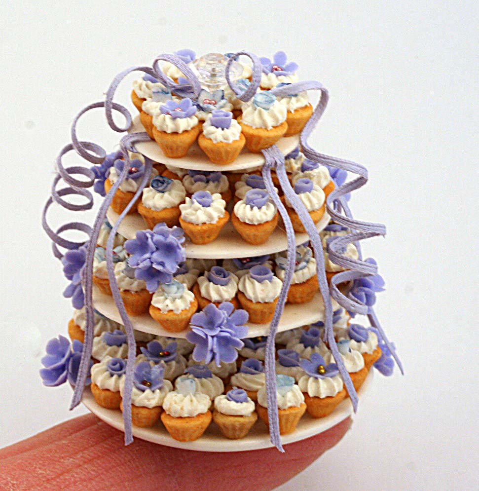 this sort of wedding cake.