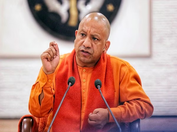 योगी कैबिनेट ने दी नई स्थानांतरण नीति 2024-25 को मंजूरी, जानिए इस बार किस तरह होंगे ट्रांसफर