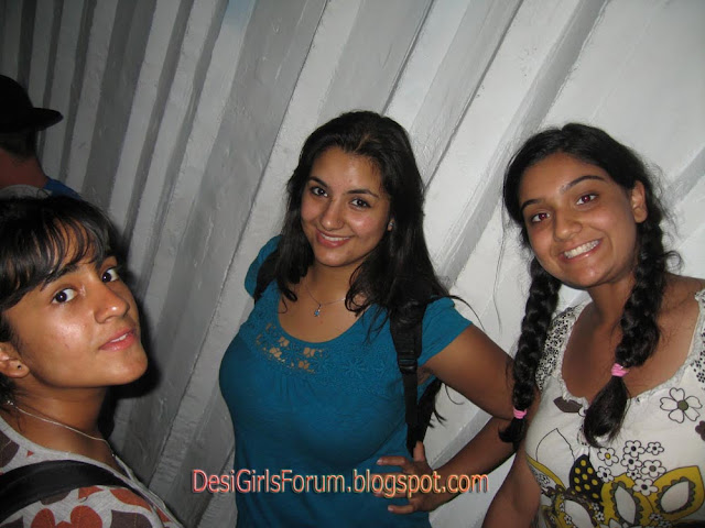 Most Dirty Locations of Restaurant by Hot Desi Indian Hotel Girls