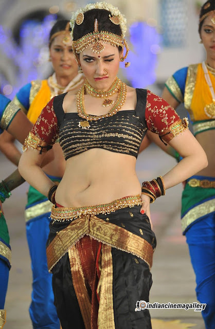 Tamanna hot navel