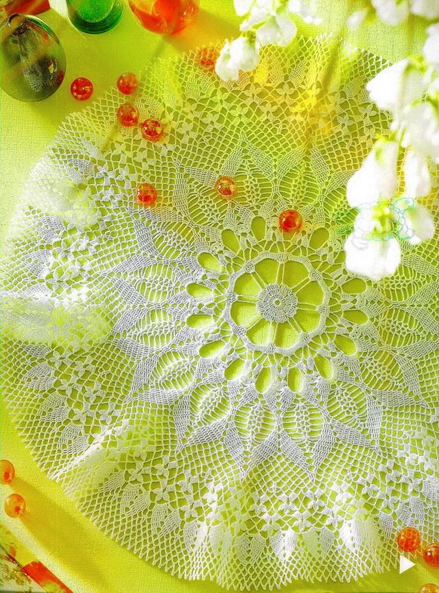 crochet doily, lace doily, crochet pattern is available, white Doily Tablecloth