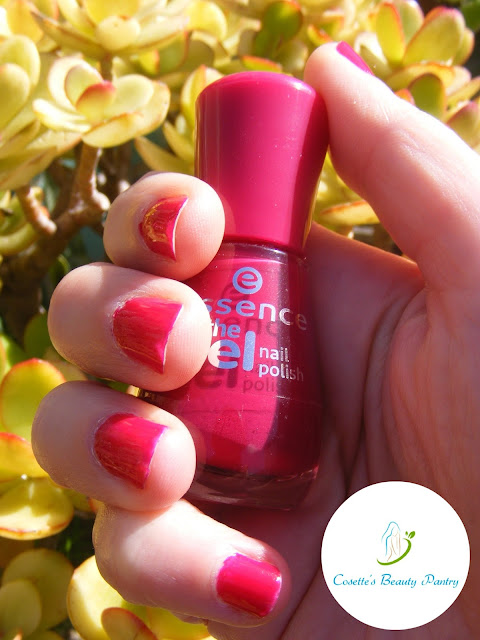 Essence The Gel Nail Polish (10) true love