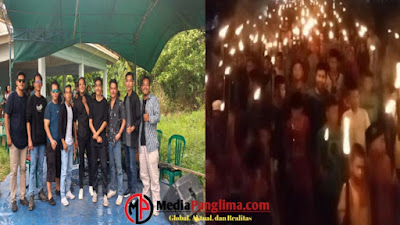 Muda-mudi Desa Kundi Meriahkan Idul Fitri Dengan Pawai Obor Disertai Musik Acoustik Yang Dihadiri Band Gamma 1