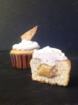 cinnamon cupcakes with dulce de leche