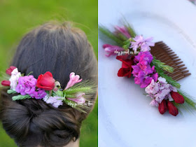 coafura cu flori naturale in par, pieptene fresh flower hair comb