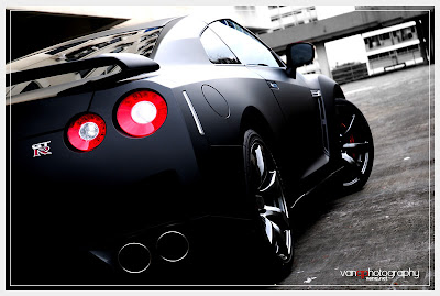 Nissan GT-R m.y. 2012: 2011 first pictures of the restyling
