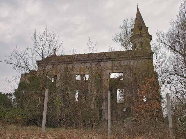 jiemve, LEOJAC, MONTAUBAN, Eglise inachevée, Abbé Garibaud