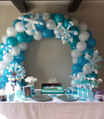 DECORACION PARA FIESTA INFANTIL CON FROZEN fiestitainfantil.blogspot.com